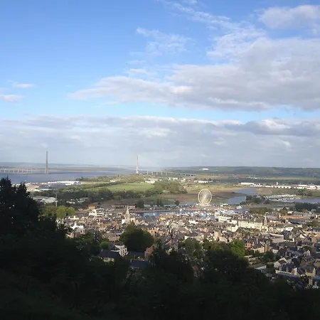 La Maison De Pierre Et Valerie Ste Catherine Holiday home Honfleur